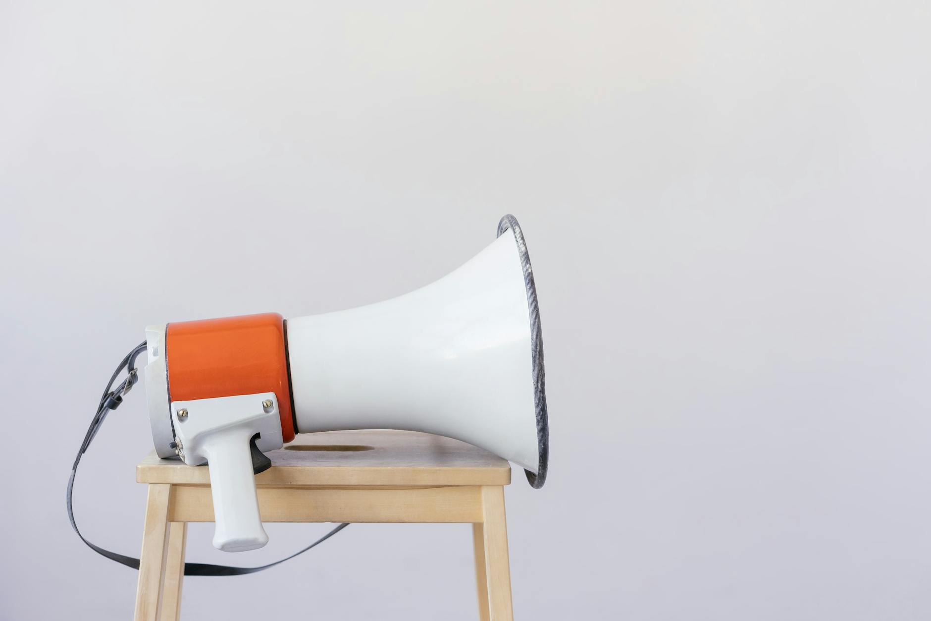 Mégaphone représentant la communication Co-opt vous propose un accompagnement complet pour développer votre communication et votre stratégie marketing